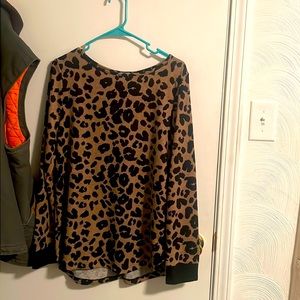 Fits like xl, super cute i just dont wear it-wore 1 time.